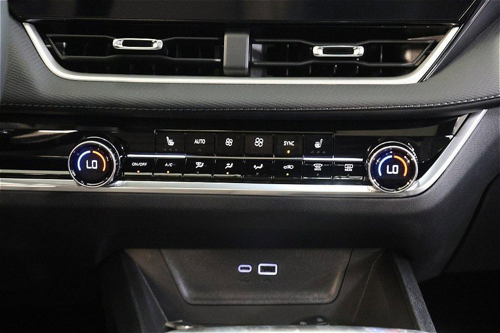 new 2026 Chevrolet Equinox car, priced at $34,109