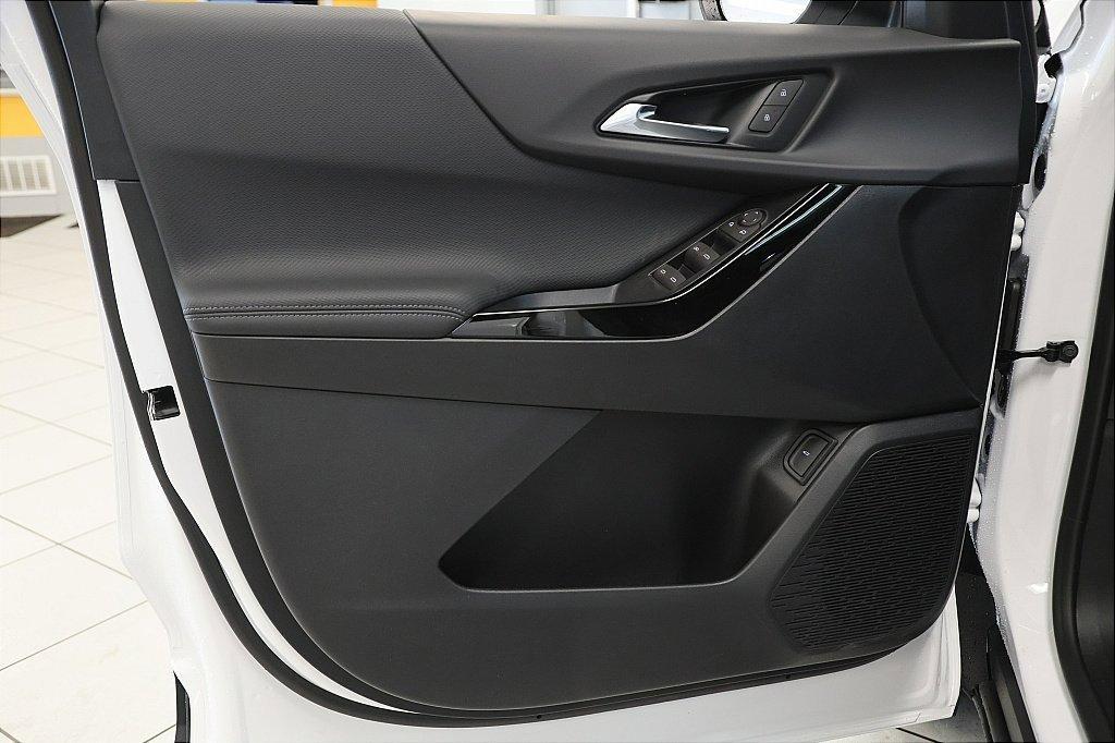 new 2026 Chevrolet Equinox car, priced at $34,109