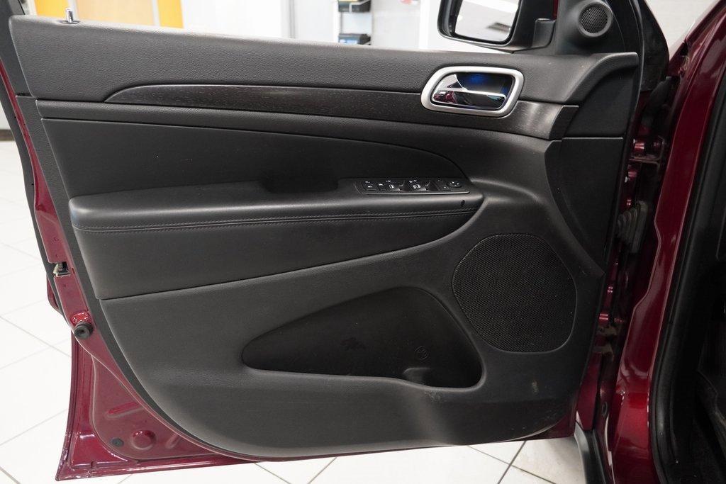 used 2018 Jeep Grand Cherokee car, priced at $13,900