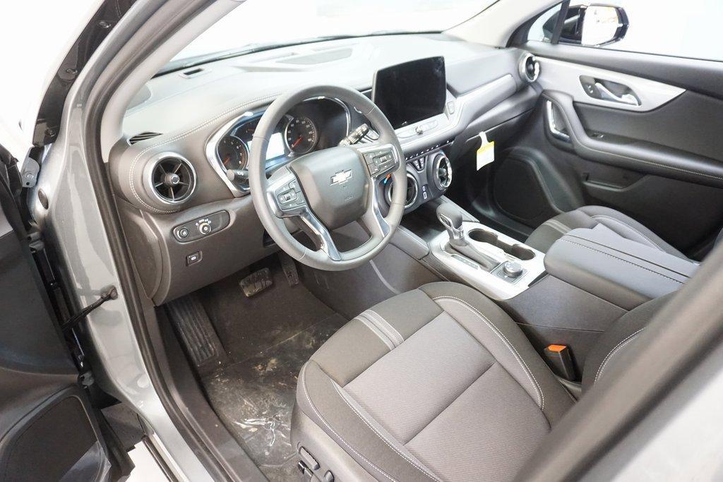 new 2024 Chevrolet Blazer car, priced at $36,495