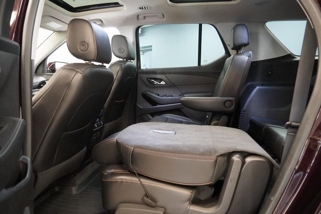 used 2019 Chevrolet Traverse car, priced at $24,398
