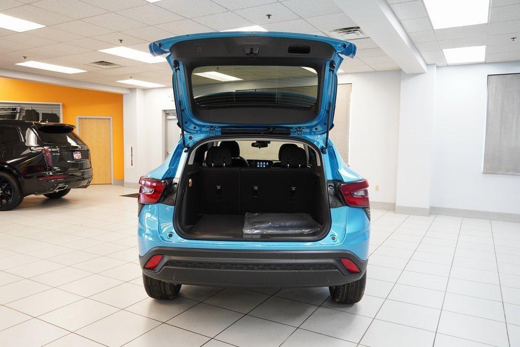new 2025 Chevrolet Trax car, priced at $21,881