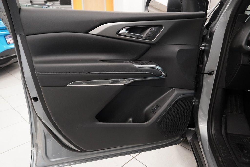 new 2026 Chevrolet Traverse car, priced at $41,845