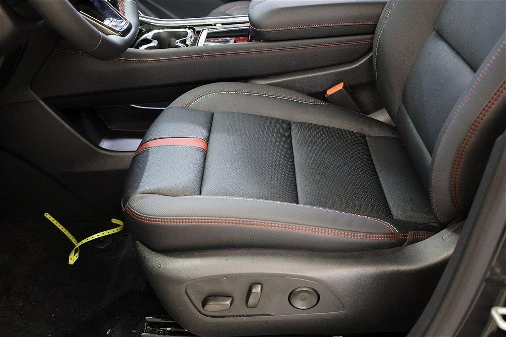 new 2026 Chevrolet Traverse car, priced at $58,609