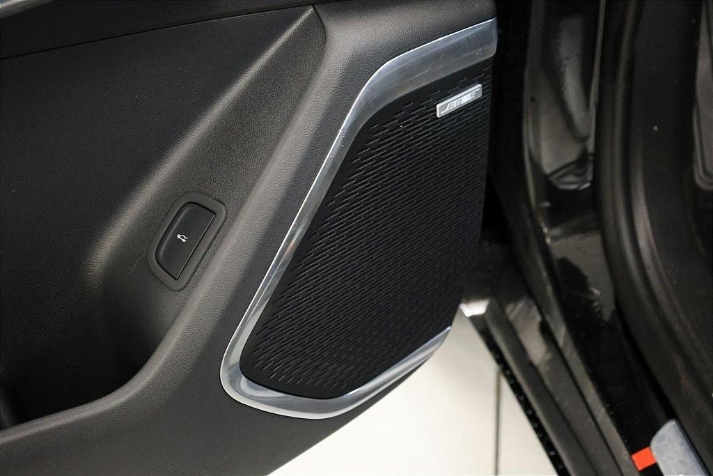 new 2026 Chevrolet Traverse car, priced at $58,609