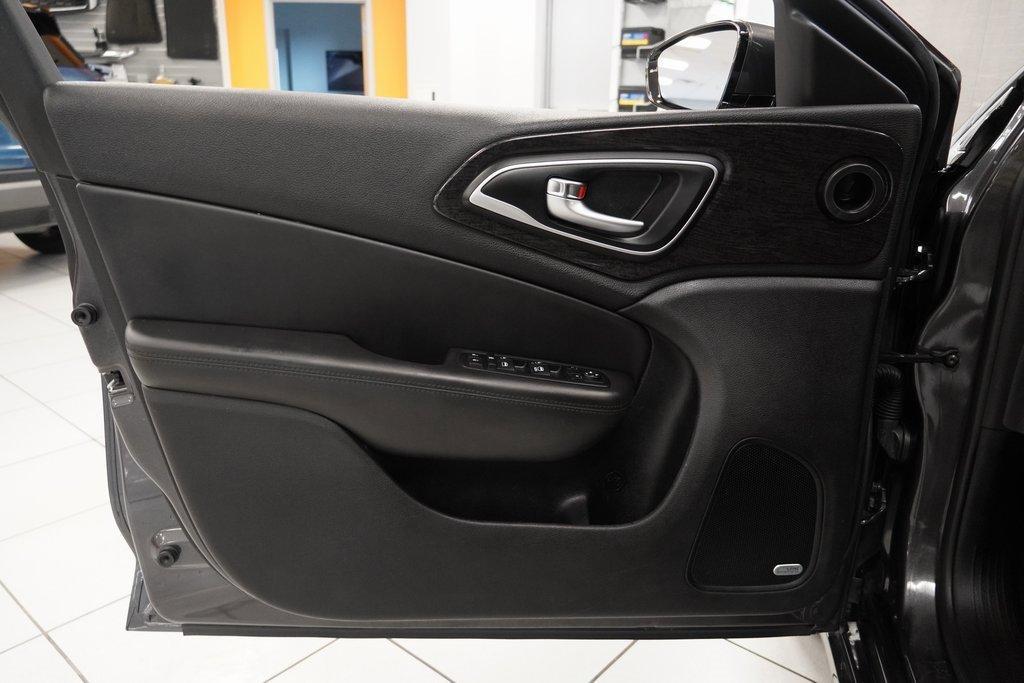 used 2015 Chrysler 200 car, priced at $10,900