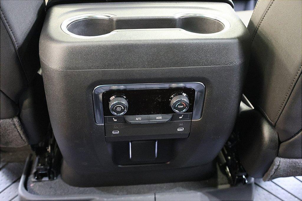new 2025 Chevrolet Suburban car, priced at $82,499