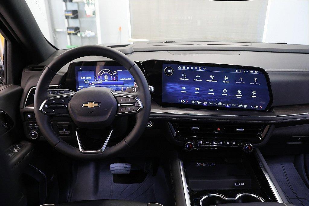 new 2025 Chevrolet Suburban car, priced at $82,499