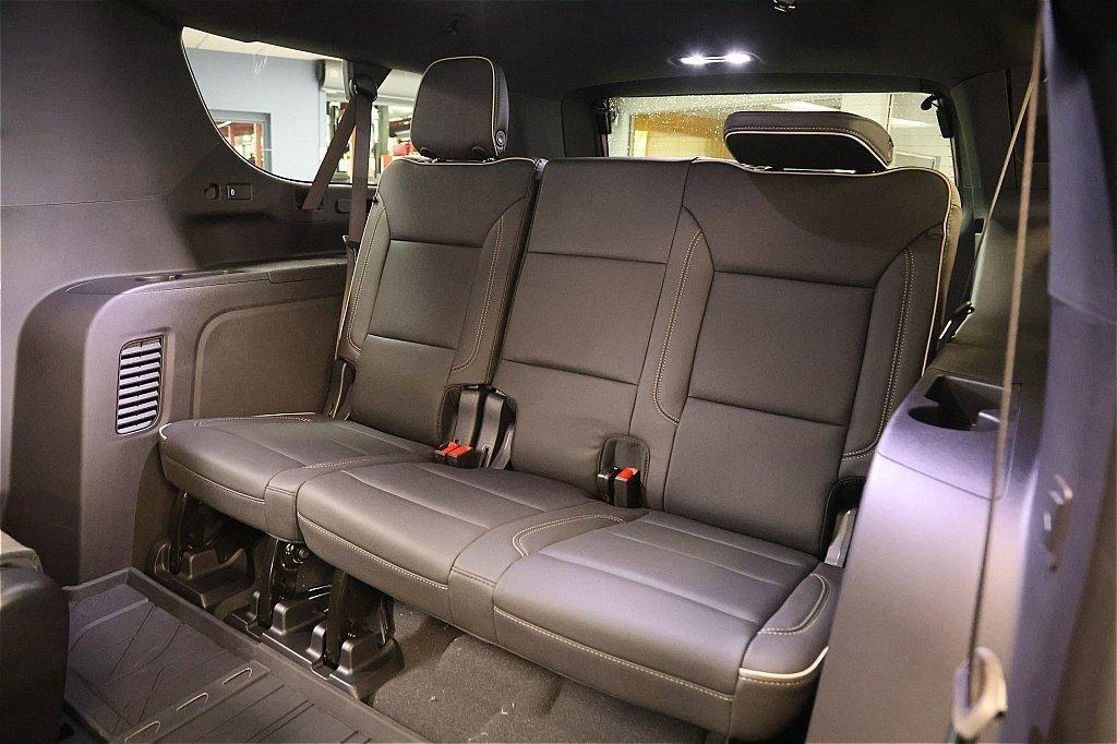 new 2025 Chevrolet Suburban car, priced at $82,499