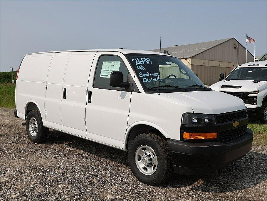 new 2025 Chevrolet Express 2500 car, priced at $50,875