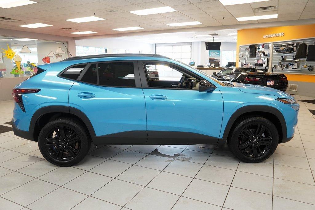 new 2025 Chevrolet Trax car, priced at $23,887