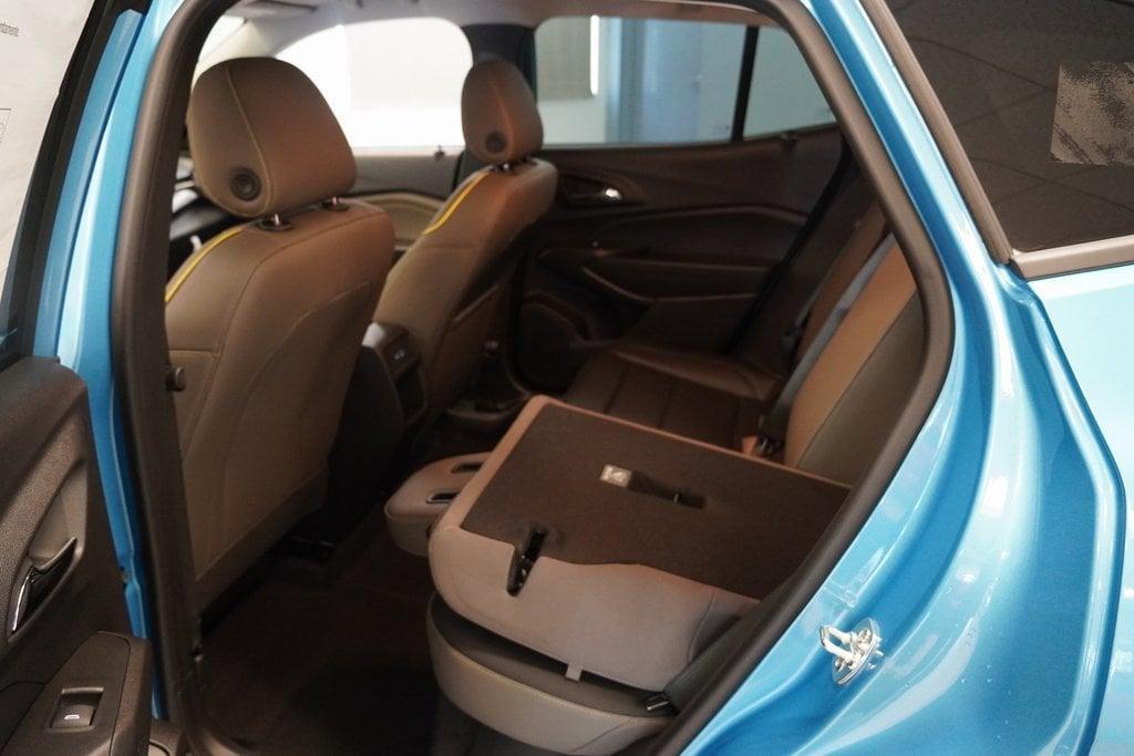 new 2025 Chevrolet Trax car, priced at $23,887