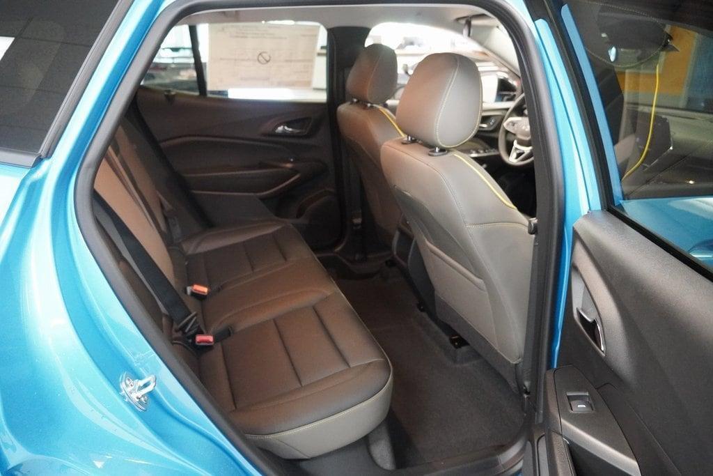 new 2025 Chevrolet Trax car, priced at $23,887