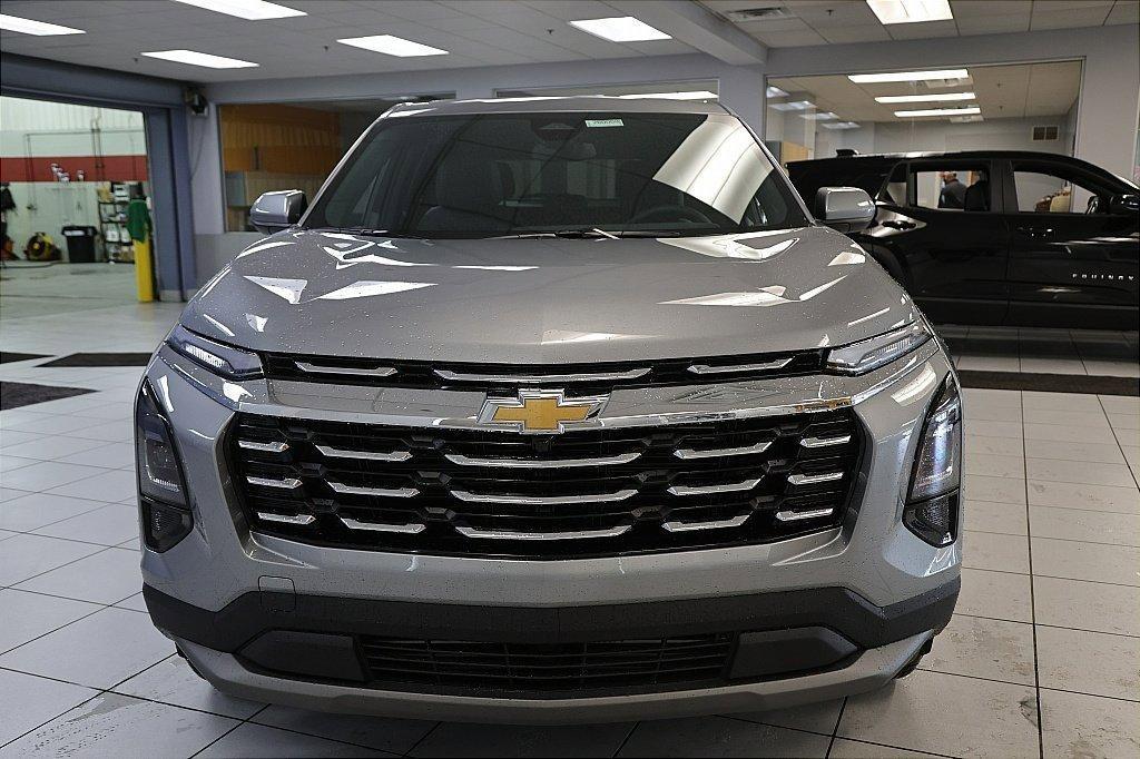 new 2026 Chevrolet Equinox car, priced at $32,409