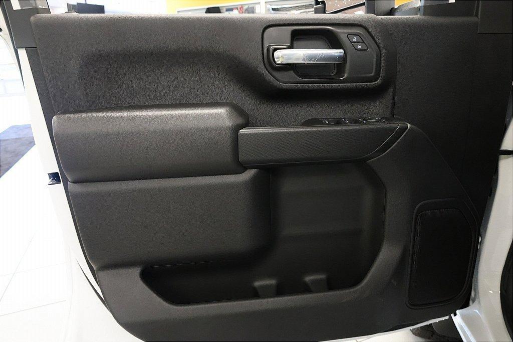 new 2025 Chevrolet Silverado 2500 car, priced at $49,500