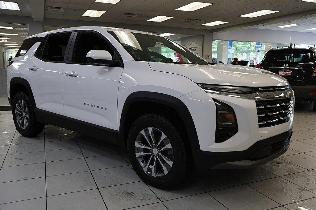 new 2026 Chevrolet Equinox car, priced at $28,995