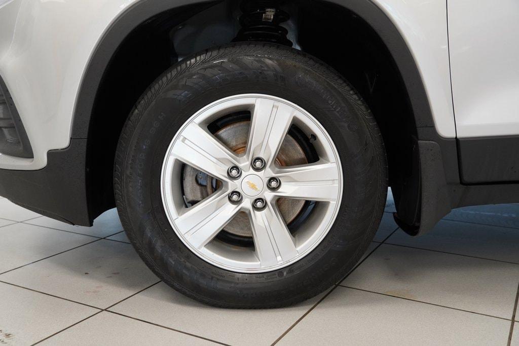 used 2021 Chevrolet Trax car, priced at $15,749