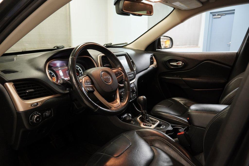 used 2015 Jeep Cherokee car, priced at $9,979