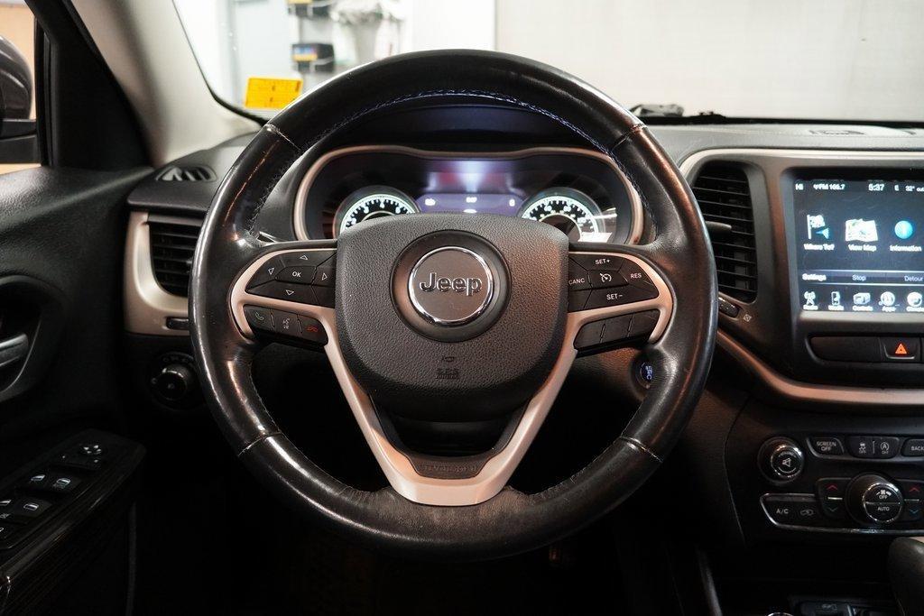 used 2015 Jeep Cherokee car, priced at $9,979