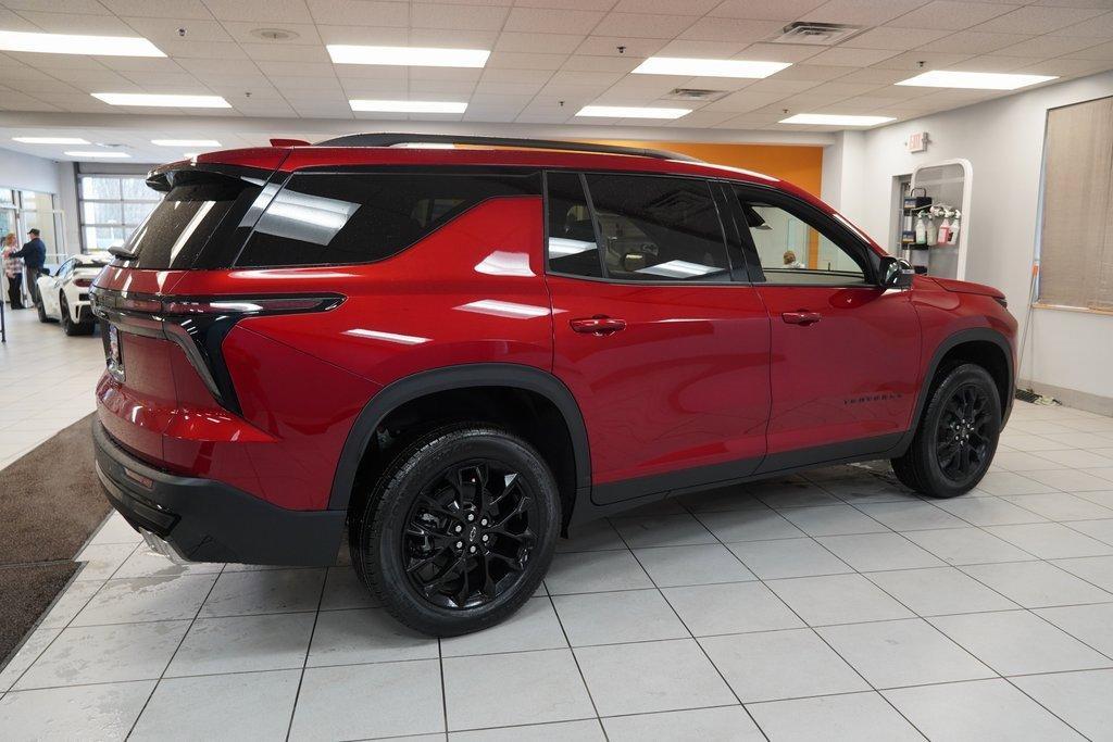 new 2026 Chevrolet Traverse car, priced at $42,900