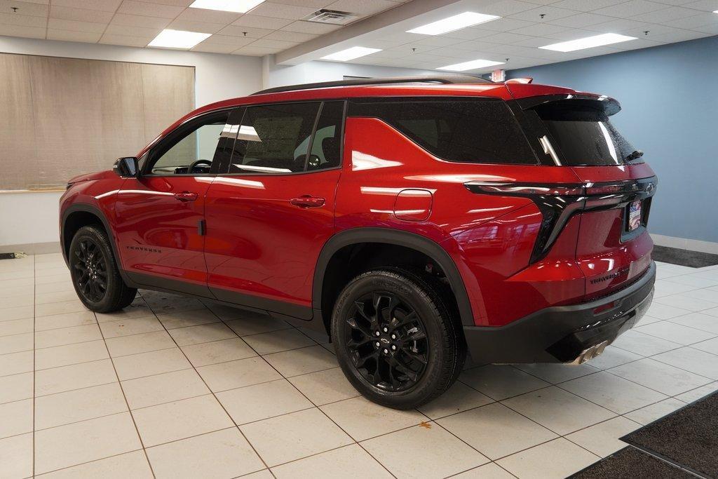 new 2026 Chevrolet Traverse car, priced at $42,900
