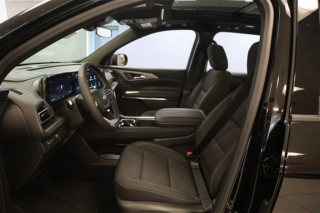 new 2025 Chevrolet Traverse car, priced at $45,544