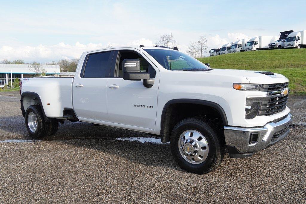 new 2025 Chevrolet Silverado 3500 car, priced at $70,255
