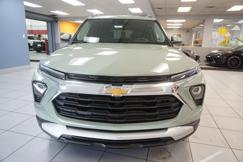 new 2025 Chevrolet TrailBlazer car, priced at $25,101