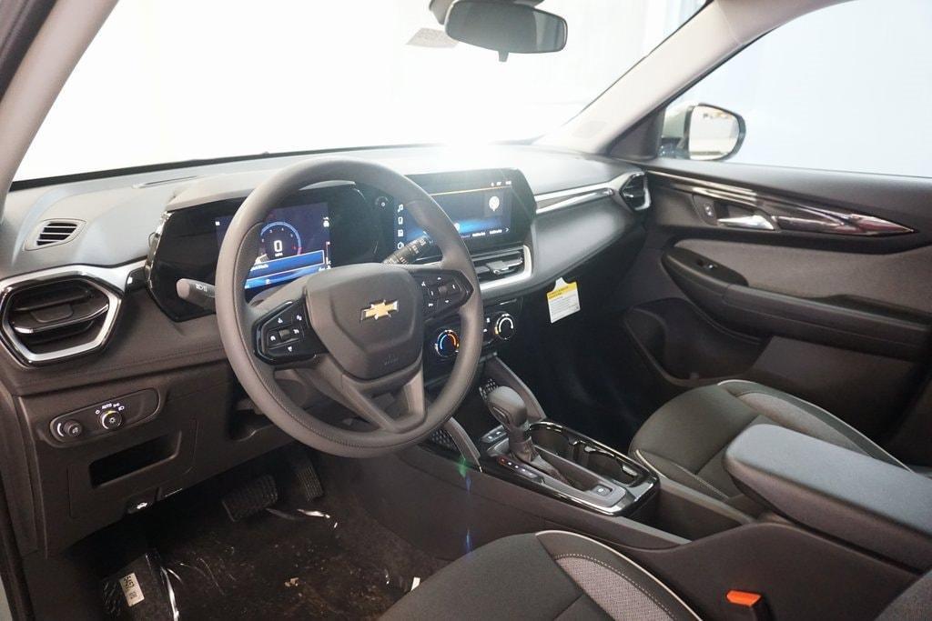 new 2025 Chevrolet TrailBlazer car, priced at $25,101