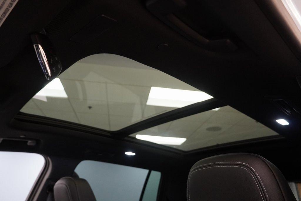 new 2026 Chevrolet Traverse car, priced at $43,539