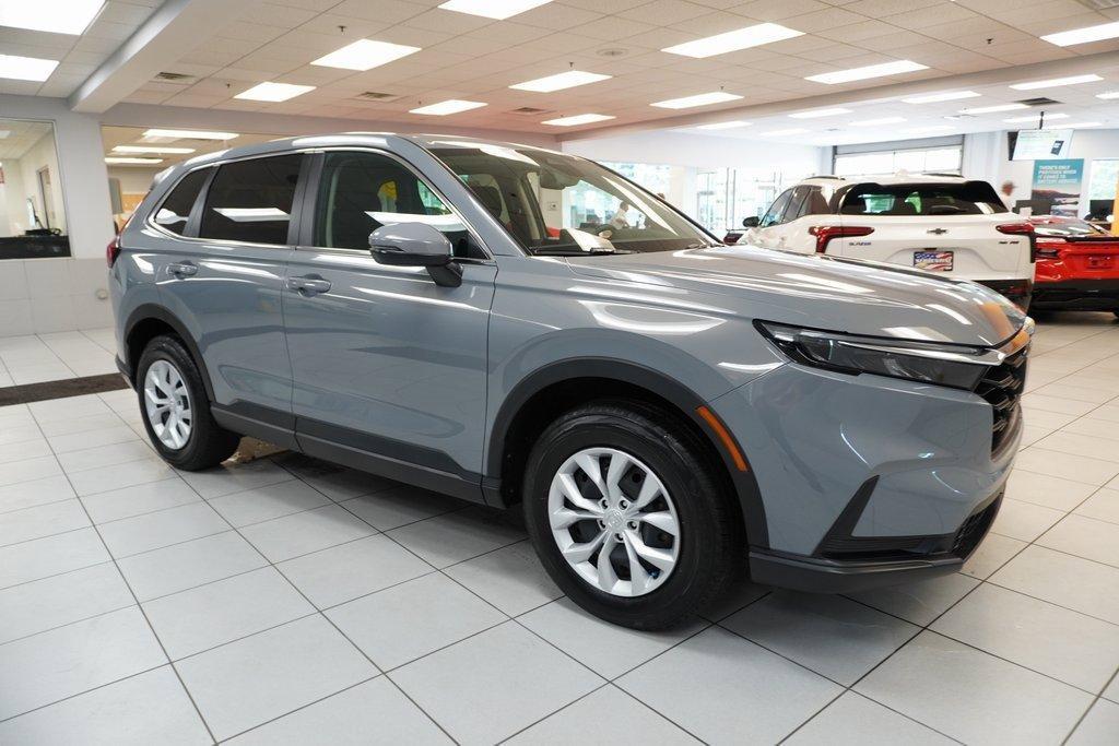 used 2025 Honda CR-V car, priced at $28,500