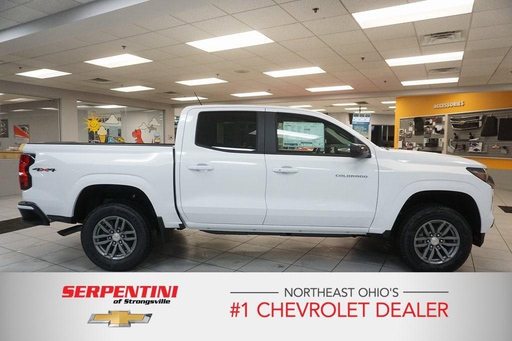 new 2024 Chevrolet Colorado car, priced at $34,019