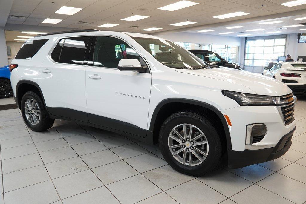used 2023 Chevrolet Traverse car, priced at $28,768