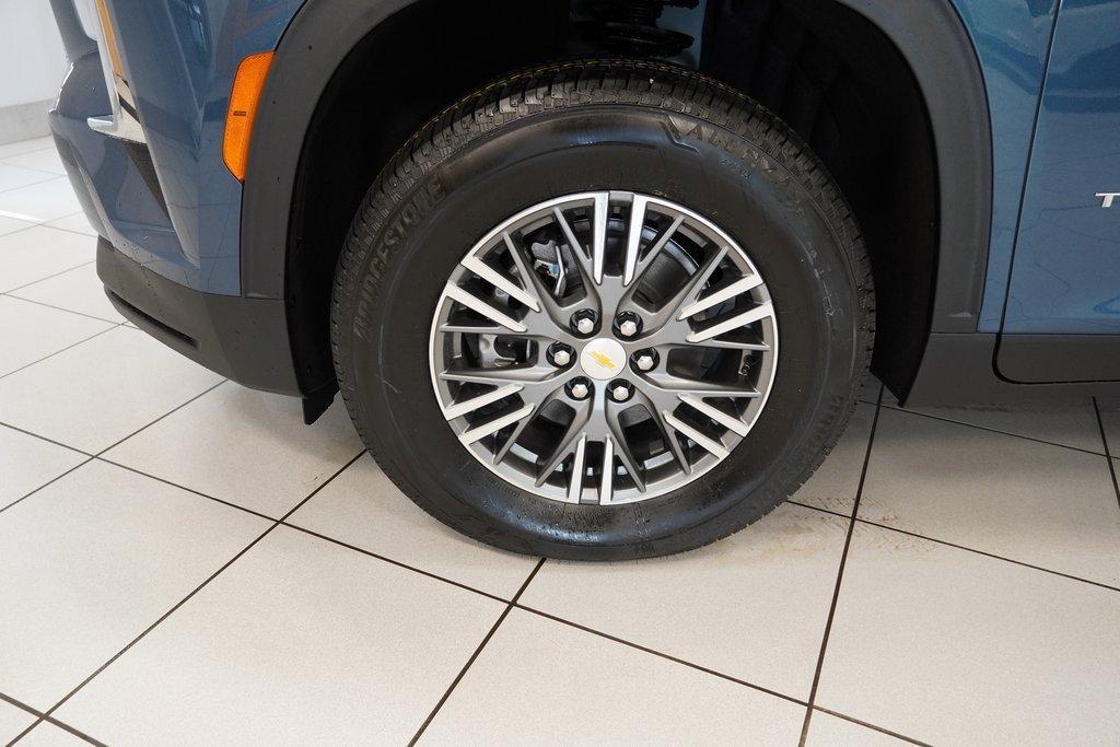 new 2025 Chevrolet Traverse car, priced at $45,060