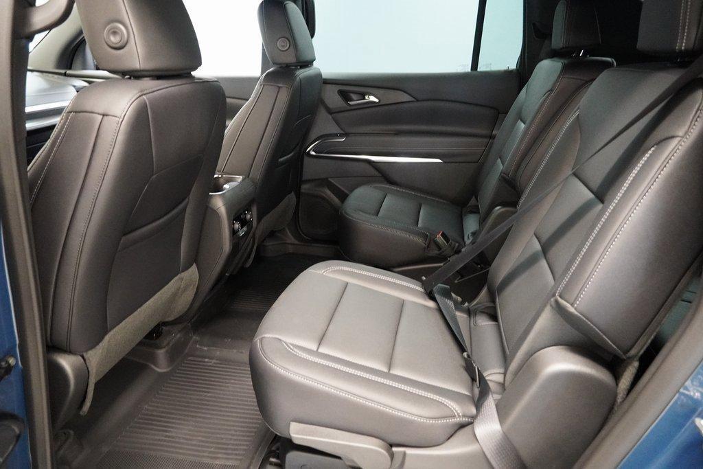 new 2025 Chevrolet Traverse car, priced at $45,060