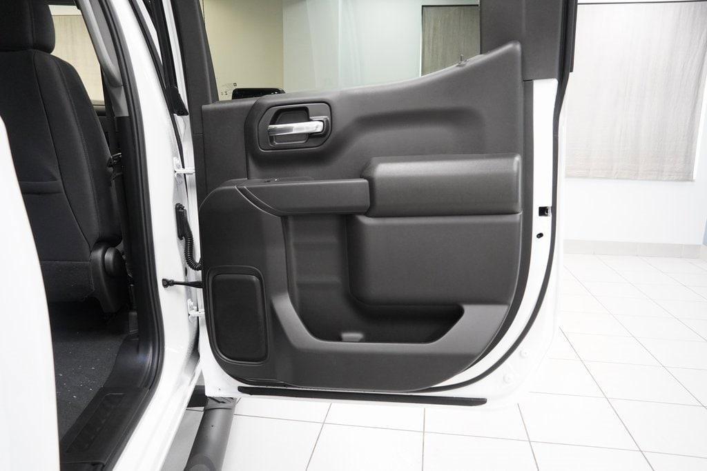 new 2025 Chevrolet Silverado 1500 car, priced at $40,245