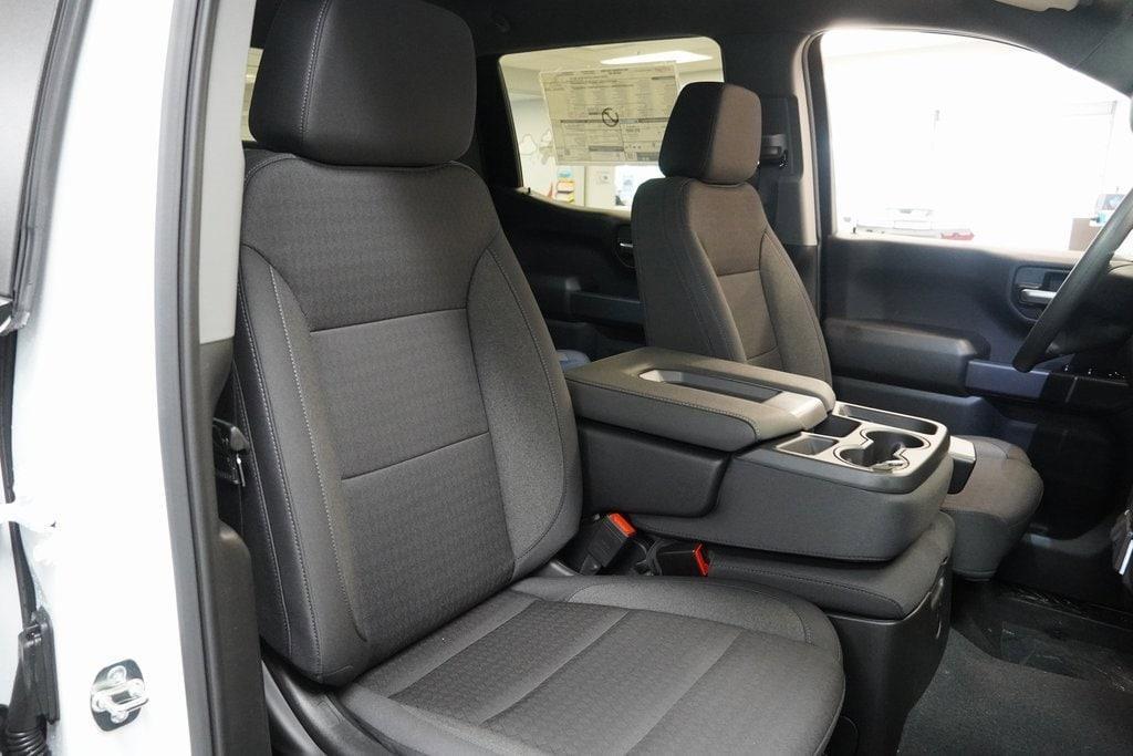 new 2025 Chevrolet Silverado 1500 car, priced at $40,245