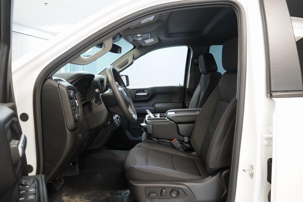 new 2025 Chevrolet Silverado 1500 car, priced at $40,245