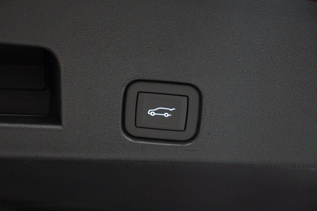 new 2025 Chevrolet Traverse car, priced at $43,499