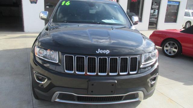 used 2016 Jeep Grand Cherokee car, priced at $15,995