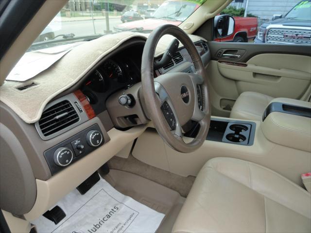 used 2013 GMC Yukon XL car, priced at $11,995