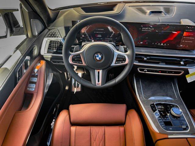 new 2025 BMW X7 car, priced at $124,705