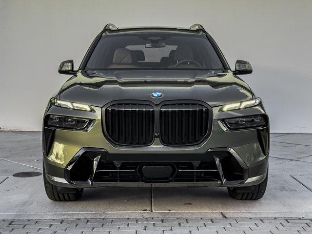 new 2025 BMW X7 car, priced at $104,585