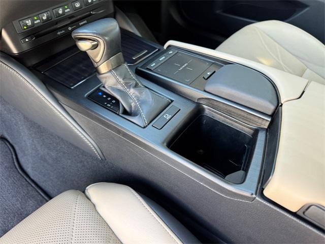 used 2019 Lexus ES 350 car, priced at $29,942