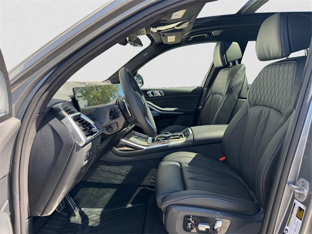 new 2026 BMW X7 car, priced at $126,280
