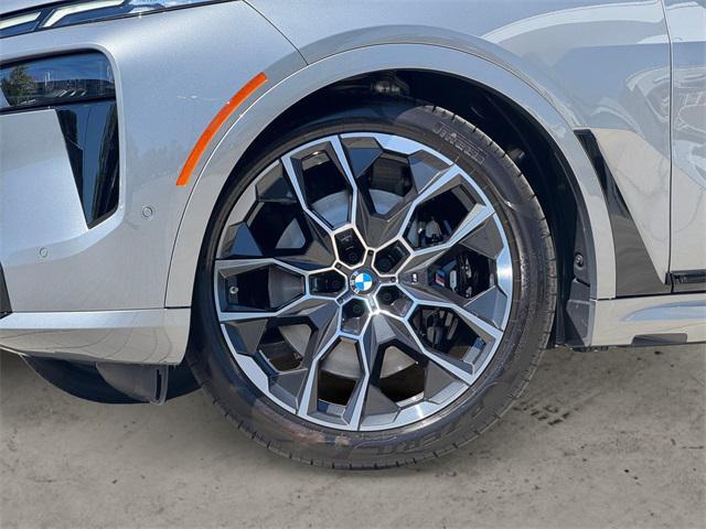 new 2026 BMW X7 car, priced at $126,280