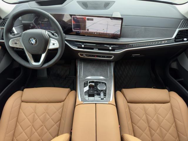 new 2025 BMW X7 car, priced at $93,985