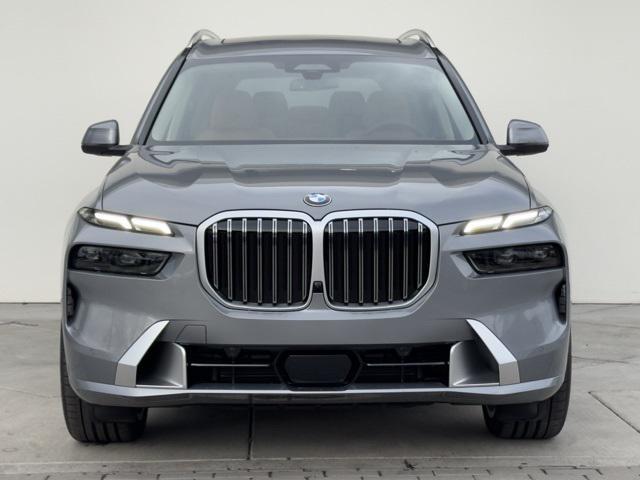 new 2025 BMW X7 car, priced at $93,985