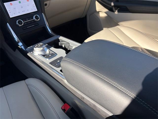 used 2021 Ford Edge car, priced at $26,716