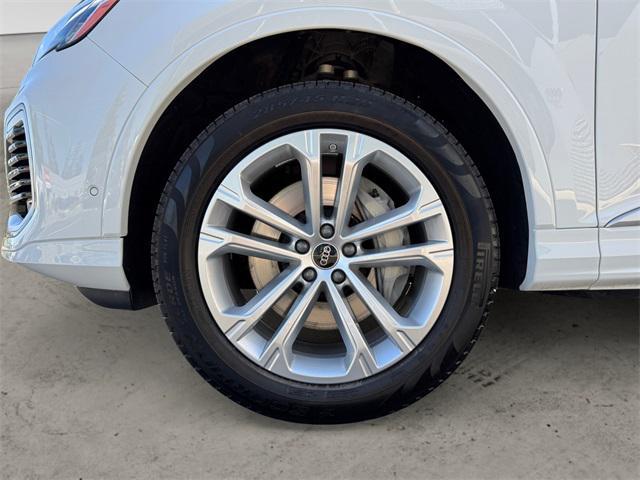 used 2025 Audi Q7 car, priced at $65,995